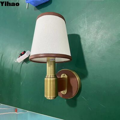 خرید لامپ دیواری مس مدرن با نور سفید گرم 2700K برای اتاق نشیمن و دکوراسیون هتل ساخت آنلاین